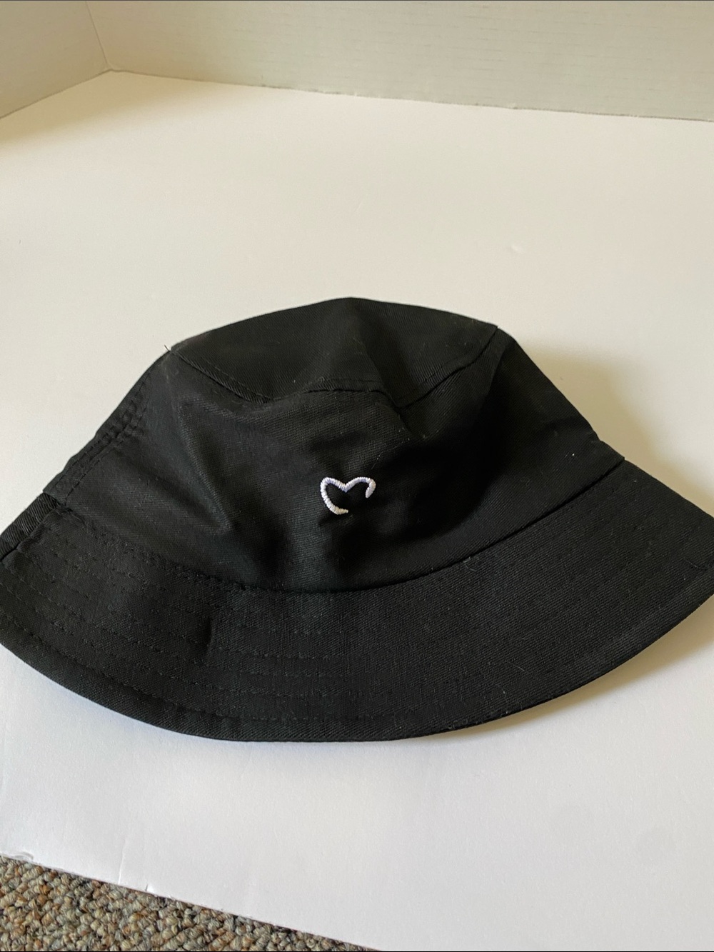 Black Bucket Hat with White Heart Embroidery